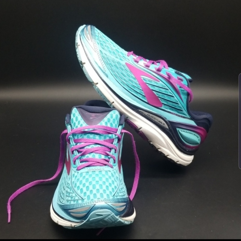 Brooks Transcend 4 size 8 B width